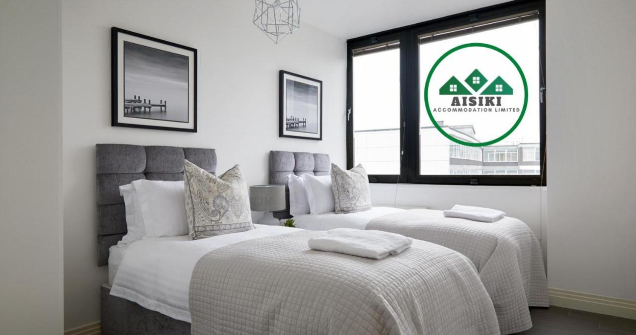 Aisiki Living At Upton Rd, Multiple 1, 2, Or 3 Bedroom Apartments, King Or Twin Beds With Free Wi-Fi & Parking Watford  Kültér fotó