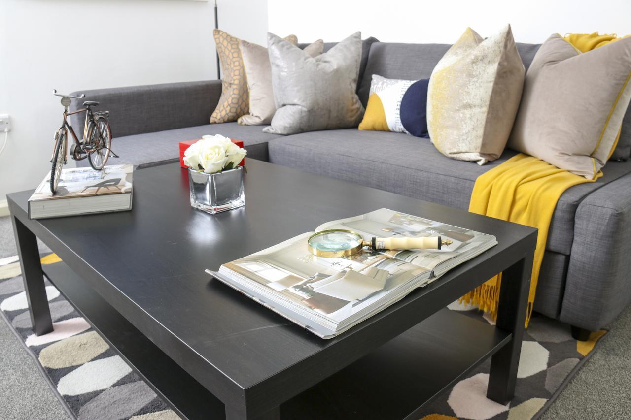 Aisiki Living At Upton Rd, Multiple 1, 2, Or 3 Bedroom Apartments, King Or Twin Beds With Free Wi-Fi & Parking Watford  Kültér fotó