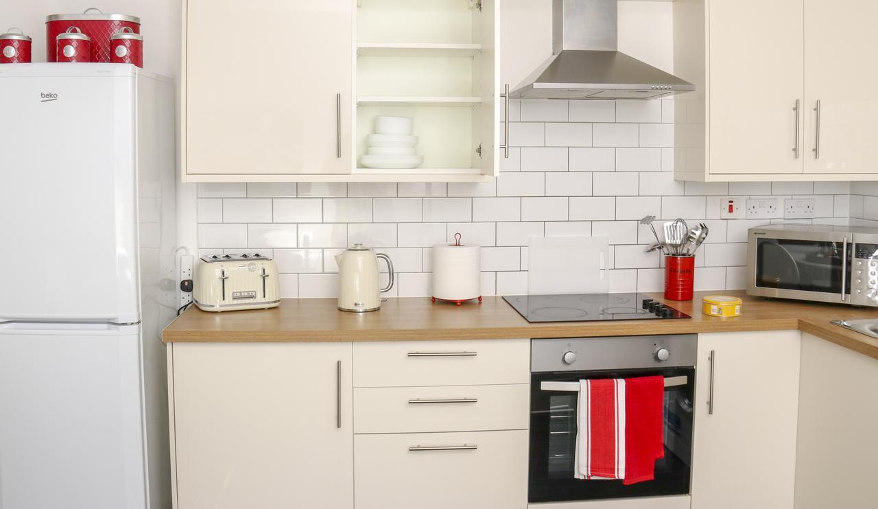 Aisiki Living At Upton Rd, Multiple 1, 2, Or 3 Bedroom Apartments, King Or Twin Beds With Free Wi-Fi & Parking Watford  Kültér fotó