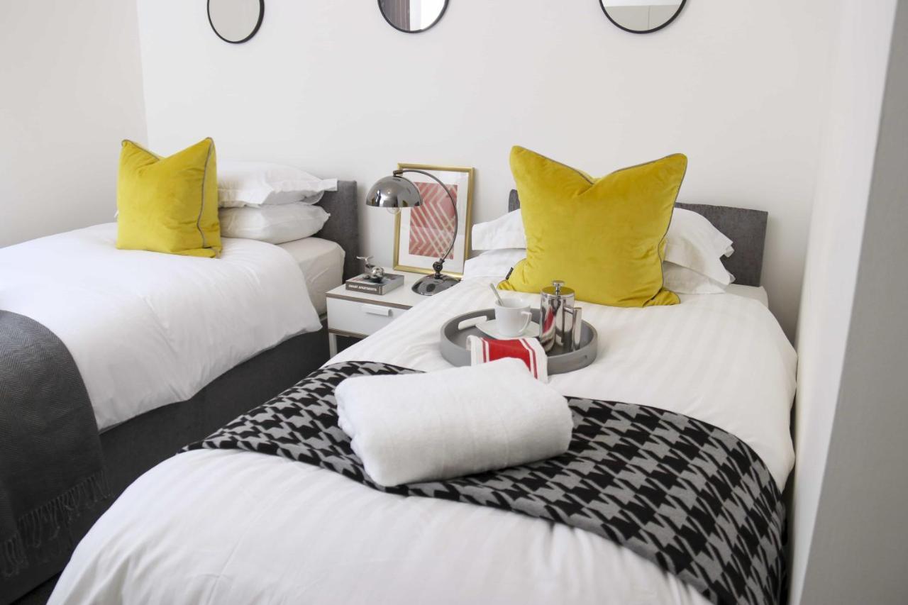 Aisiki Living At Upton Rd, Multiple 1, 2, Or 3 Bedroom Apartments, King Or Twin Beds With Free Wi-Fi & Parking Watford  Kültér fotó